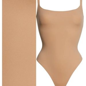 SKIMS Fits Everybody Square Neck Sleeveless Bodysuit - Sienna - Medium